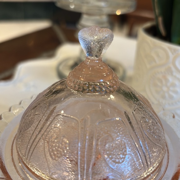 Mosser Jennifer Miniature Strawberry Butter Dish - Picture 3 of 8